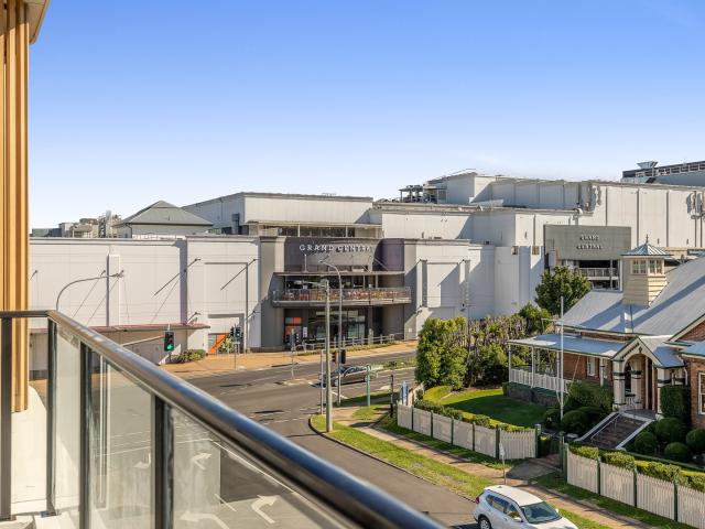 12/16 Mylne Street, Toowoomba City QLD 4350 Apartment For Rent | Domain