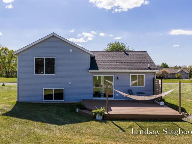 1216 Oxbow Drive