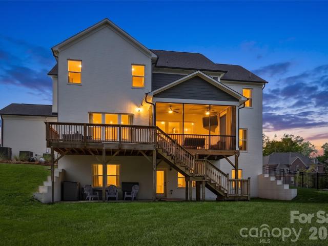 1216 Glade Arch Lane