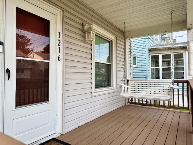1216 W 29TH Street