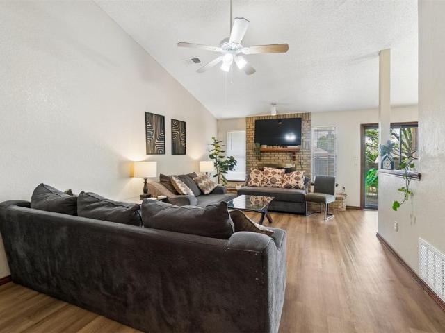 1217 Del Norte Drive