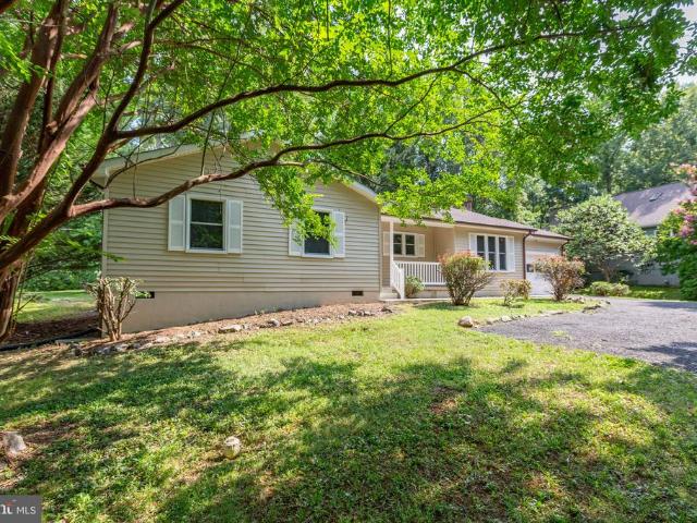 1217 Lakeview Parkway