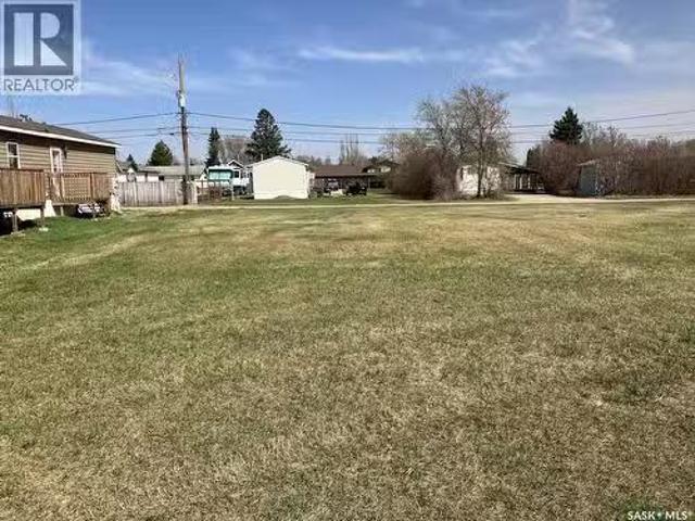 1217 3Rd Street W, Nipawin, SK, S0E 1E0 vacant land for sale.