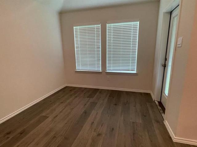 1218 Breezy Oak Drive