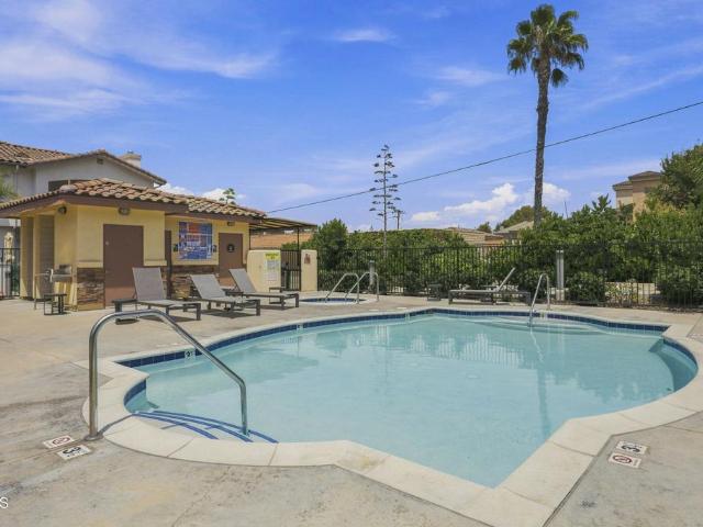1218 Vista Heights Court