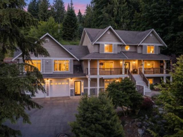 12194 Street, Maple Ridge, BC, V2W 1N8 house for sale | Listing ID R3167 | Royal LePage