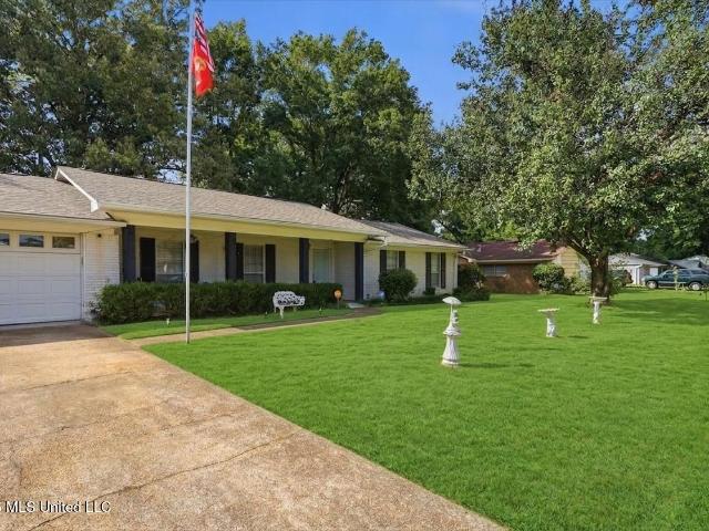 1219 Canterbury Lane