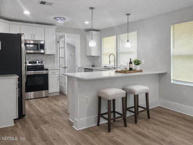 1219 E 10th St, Jacksonville, FL 32206 | MLS #2123