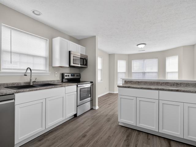 1219 E McKay Road