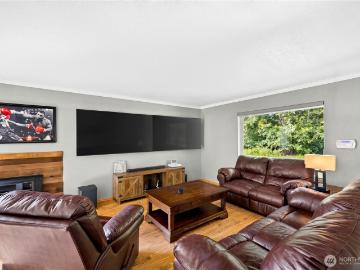 1219 Leahy Drive
