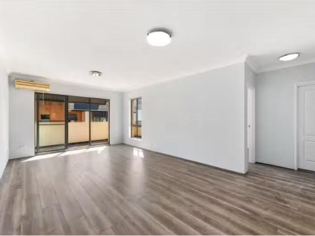 12/19 27 Eastbourne Road, Homebush West Apartment for rent Li.