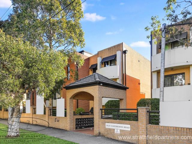 12/19 27 Eastbourne Road, Homebush West