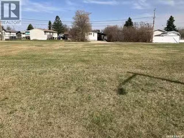 1219 3Rd Street W, Nipawin, SK, S0E 1E0 vacant land for sale.