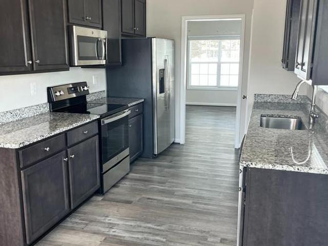 12102 Bowling Farm Court