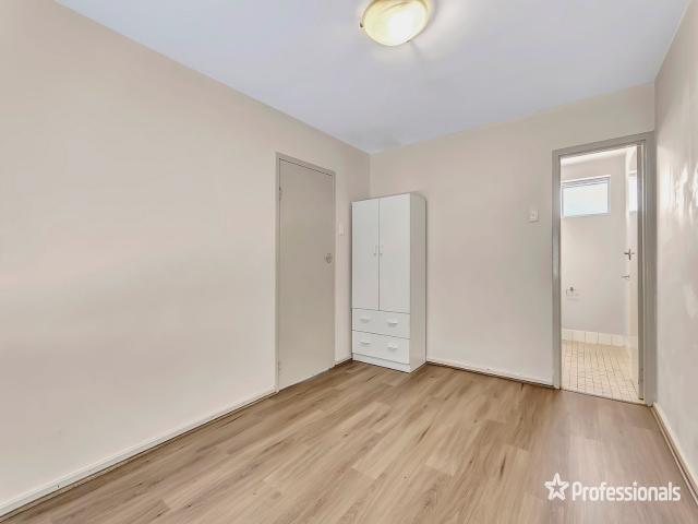 12/1045 Albany HighwaySt James WA 6102, Australia