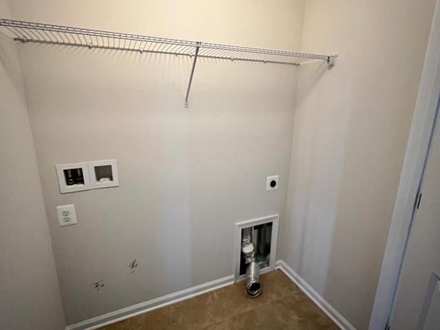 12105 Bowling Farm Court