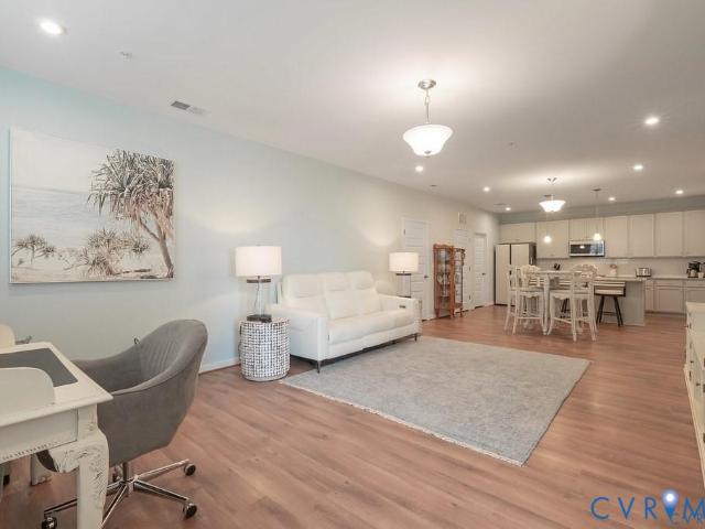 12109 Oxford Landing Drive 104
