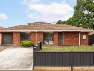 1/210 Childs Road, Mill Park VIC 3082 Unit Auction
