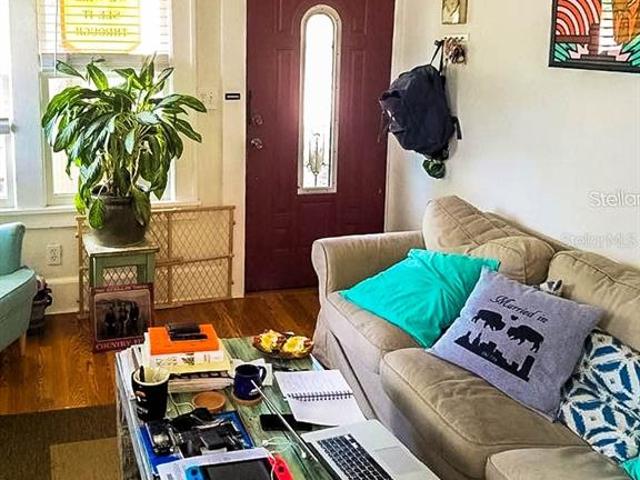 1210 Highland St S, St. Petersburg, FL 33701 | MLS #TB8438