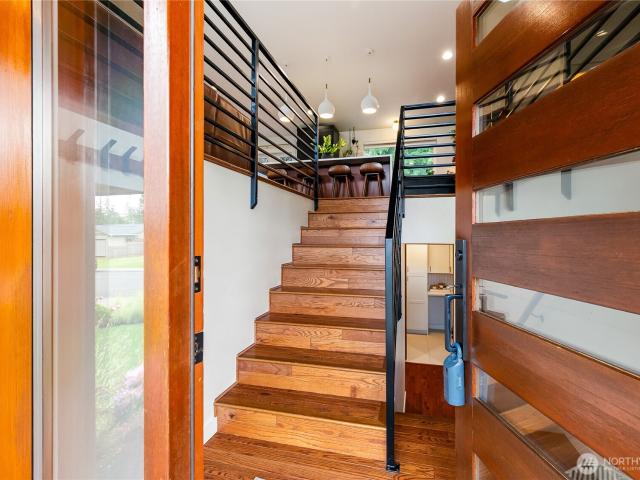 1210 Kenoyer Drive