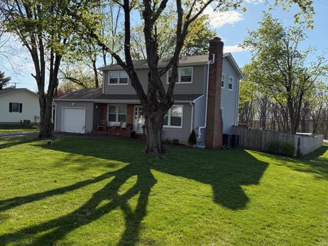 1210 Random Ridge Road