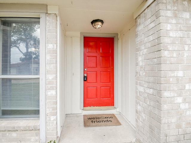 1210 Strawberry Park Lane