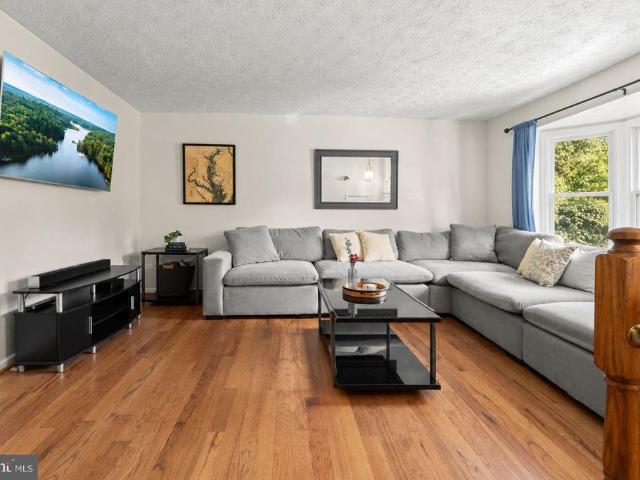 1210 Swanhill Court