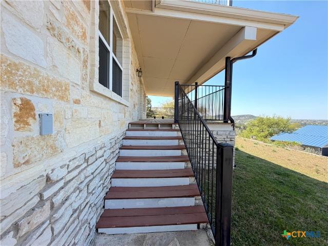 1210 Skyline Drive
