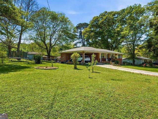 1210 Topaz Lane