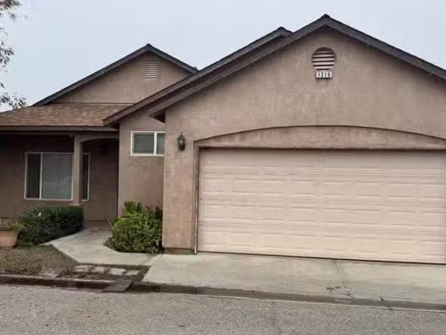 1210 VILLAGE DR, CORCORAN, CA 93212