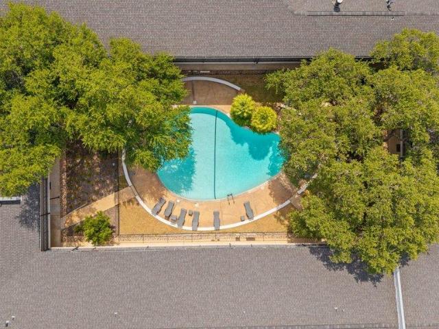 1210 Windsor Rd # 209