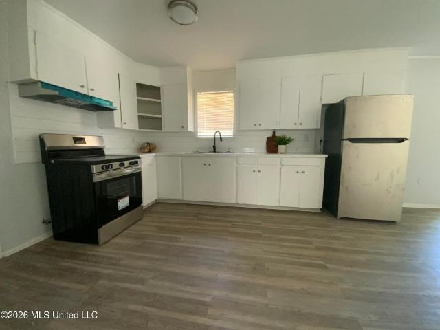 1210 Wooddell Drive