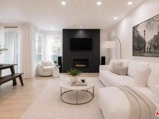 12115 San Vicente Boulevard 107