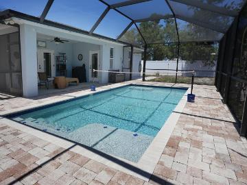 12119 Murray Ave, Seminole, FL 33778 | MLS #TB8501