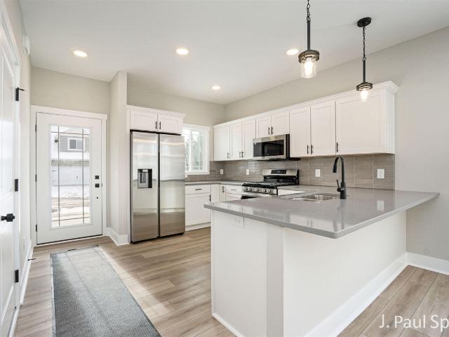 1211 Madera Court