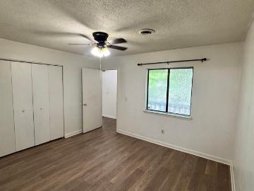1211 Metze Road