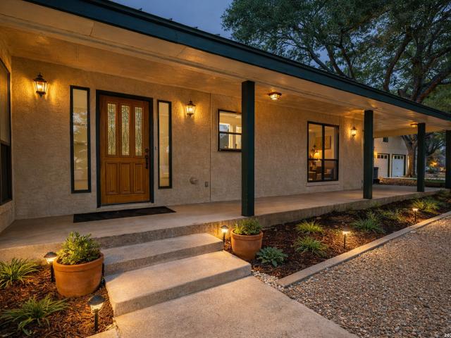 1211 Alamo St, Castroville, TX 78009 | MLS #1944