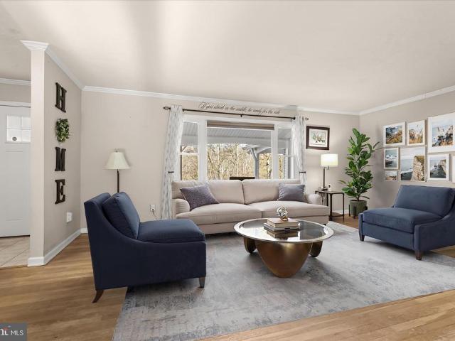 1211 Bloom Road