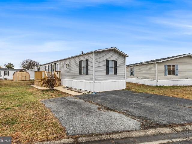 1211 Donna Marie Way, Bear, DE 19701 | MLS #DENC2105