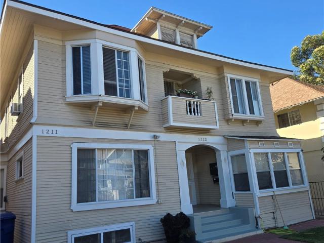 1211 Elden Ave, Los Angeles, CA 90006 | MLS #HD25249