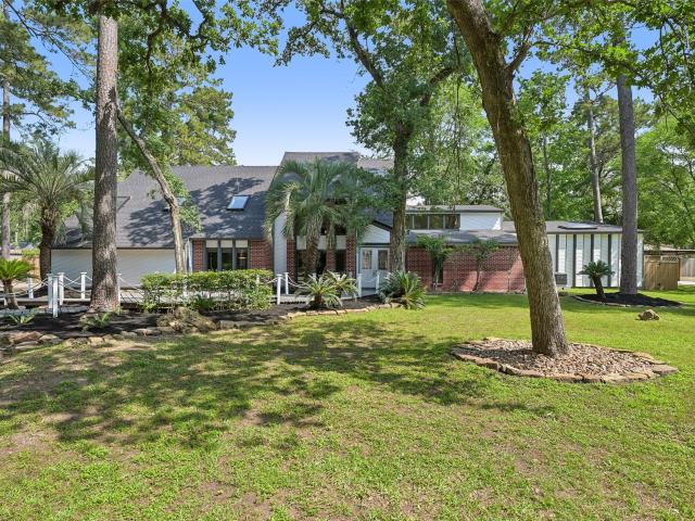 1211 Golden Bear Lane
