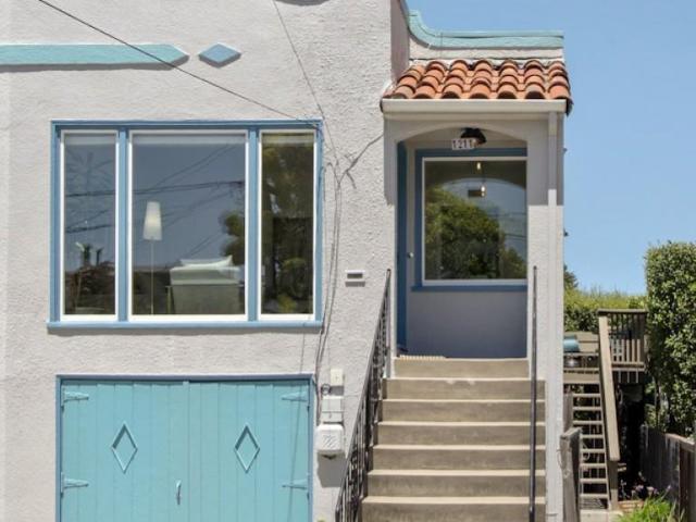 1211 Hearst Ave