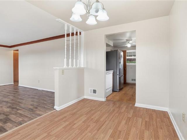 1211 Irene Ln, Pittsburgh, PA 15236 | MLS #1742