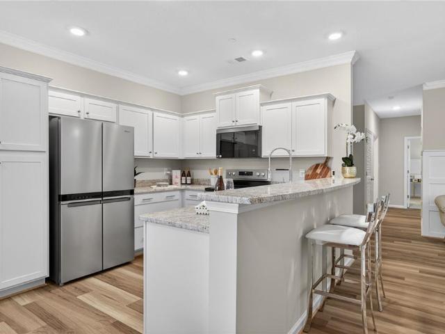 1211 Kathy Ann WAY E