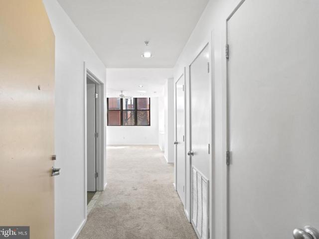 1211 Light Street # 211