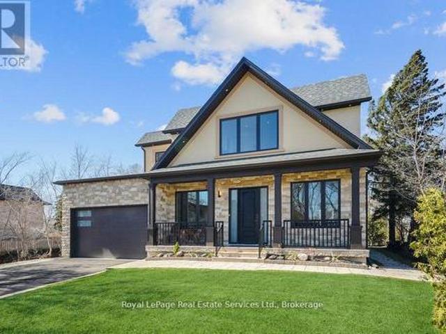 1211 Pinegrove Road, Oakville Wo West, ON, L6L 2W8 Luxury House for sale | Listing ID W13699 | Royal LePage Carriage Trade Luxury Properties