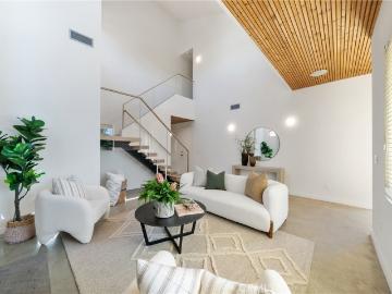 12123 Iowa Ave, Los Angeles, CA 90025 | MLS #OC26081