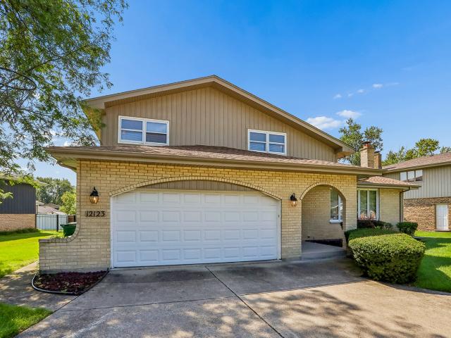 12123 Lake View Drive
