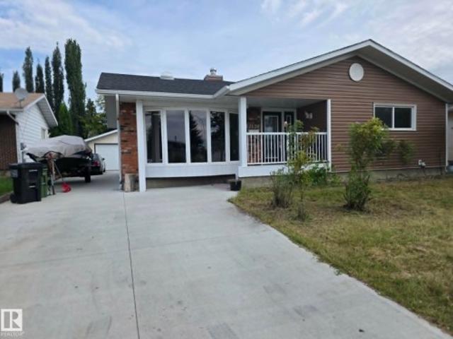 12120 Avenue Nw, Edmonton, AB, T5X 1V3 house for sale | Listing ID E4505 | Royal LePage
