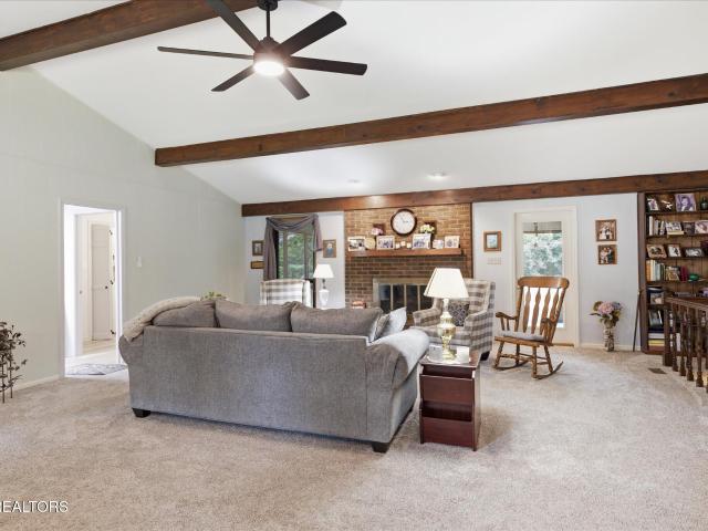 12120 Ridgeland Drive